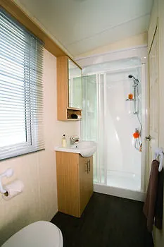 Mobil Home Dans Camping Lattes Campsite 4*